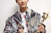 谢娜澄清未签约湖南台，主持身份的误解与真相