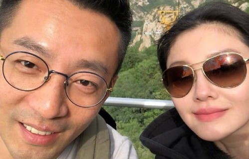 小S与汪小菲包机传闻的背后，人在做天在看