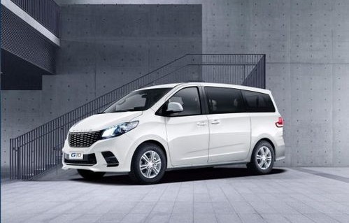 上汽大通9座商务车图片(上汽大通∨9o九座)