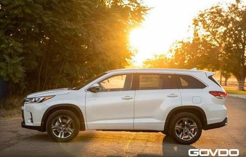 丰田车10万元以下报价及图片(丰田汽车10万元左右车型图片)