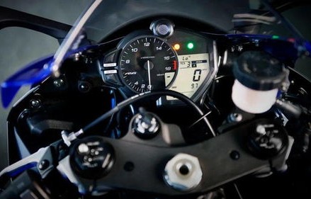 雅马哈r6官方报价(雅马哈r6官方报价2020)