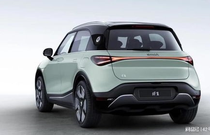 奔驰smart精灵(奔驰smart精灵多少钱)