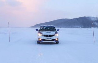 长安汽车悦翔，展现品质与创新的完美结合