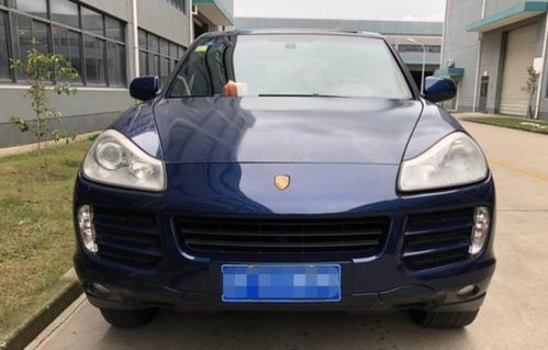 养一台卡宴一年要10万吗(买卡宴的10大忠告)