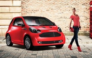 阿斯顿马丁汽车(阿斯顿马丁汽车蓝色)