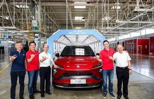 媒体聚焦下的蔚来,狂飙之路如何遭遇滑铁卢