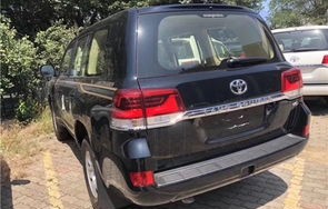 丰田陆地巡洋舰v6价格(丰田陆地巡洋舰v6价格表)