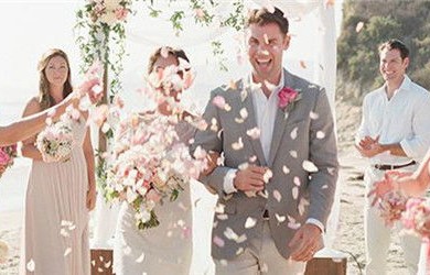 短剧之下的逆境，得罪老板后他惩罚我做他新娘