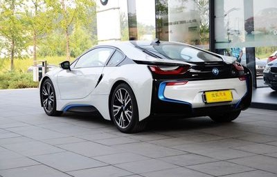 宝马i8报价(宝马i8报价及图片2021款)