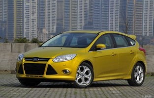 14年福克斯二手价(14年福克斯二手价格)