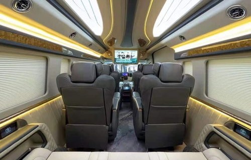 9座商务车(9座商务车座位布局)