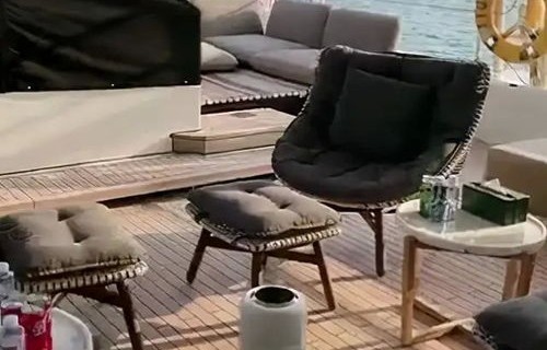 黄圣依与杨子婚姻之谜，为何不选择离婚？