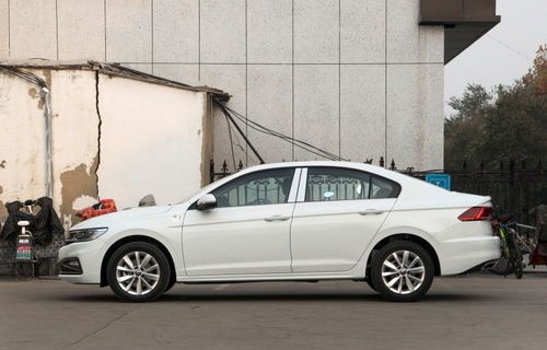 宝来2021款图片及报价(宝来2021款图片及报价外观)