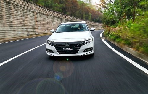 双擎和混动哪个好(双擎和混动哪个好?有什么区别?那个油耗高)