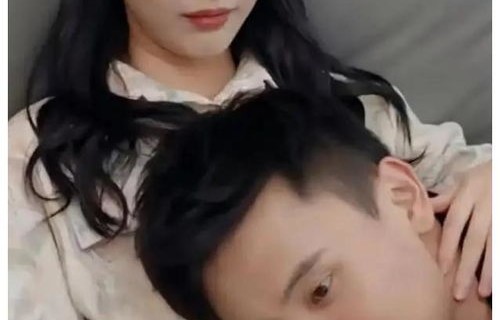 短剧中的傲娇双宝，爹地，你把我抱错了