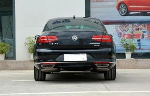 迈腾330豪华版裸车价(迈腾330豪华版裸车价新车)