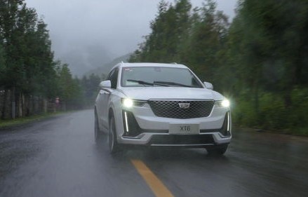 凯迪拉克新款15万(凯迪拉克15万suv)