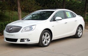 别克英朗多少钱一台(别克英朗多少钱一台)