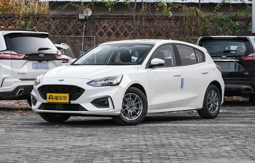 长安福特福克斯怎么样(长安福特2021款福克斯)