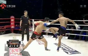 日本空手道小选手偷袭行为引发严重后果，一战致对手瘫痪