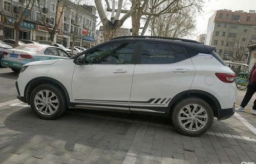 东南汽车报价及图片大全价格表(东南汽车报价及图片大全价格表17年)