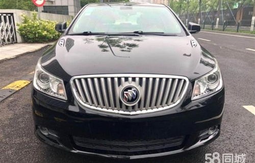 2010款别克君越二手车(2010款别克君越24豪华版二手车多少钱)