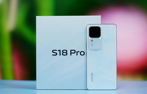 vivo智能手机最新款（vivo智能手机最新款合适玩游戏）