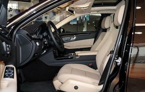 奔驰e300报价及图片(奔驰e300报价及图片 内饰)