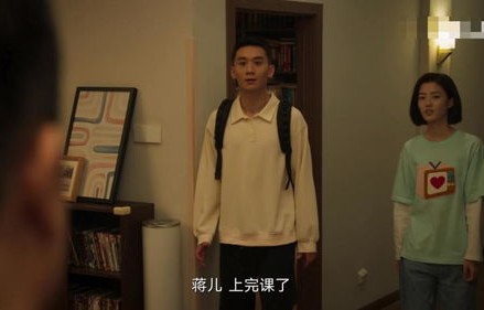 斯佳丽面试当天逆袭成夜总心尖宠——一部87集短剧背后的故事