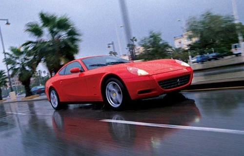 法拉利图片(法拉利图片大全大图)