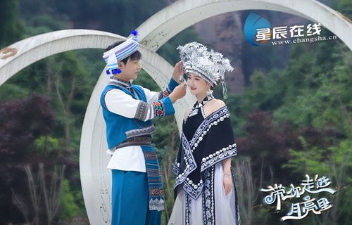 短剧女儿国里的外卖小哥——82集的奇幻与温情之旅