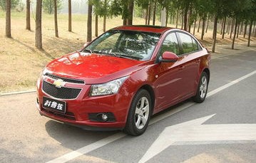 雪佛兰科鲁兹报价表(雪佛兰科鲁兹报价表17年二手车)