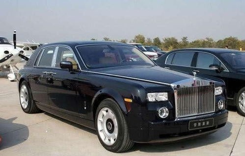 劳斯莱斯最低多少万(1000000亿的豪车)