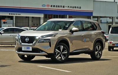 尼桑奇骏2023款报价及图片(尼桑奇骏2023款报价及图片内饰)