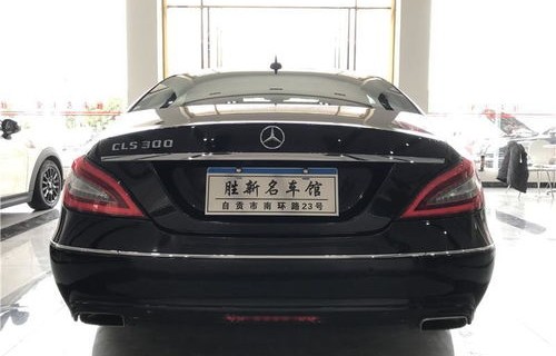 奔驰cls300多少钱(奔驰cls300多少钱二手)