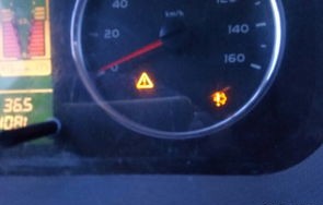 五十铃货车(五十铃货车故障灯图解大全大图)