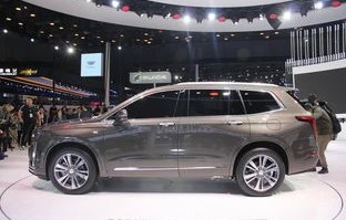 凯迪拉克车图片大全大图(凯迪拉克图片suv车型)