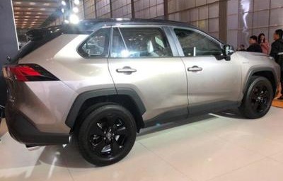 丰田小霸道suv报价(丰田小霸道2022款报价及图片)