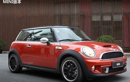 宝马迷你mini新款女士图片(宝马迷你mini新款女士图片报价)