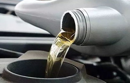 机油5w30和5w40哪个好(昆仑机油5w30和5w40哪个好)