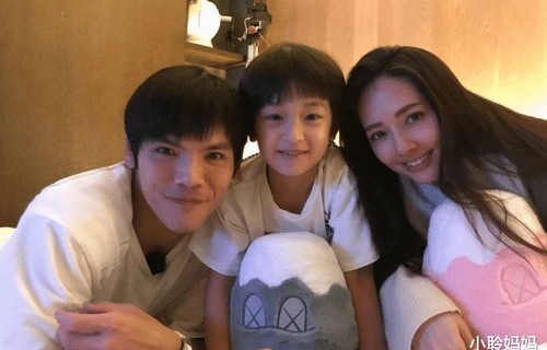 黄翠如官宣怀孕，幸福新篇章的开启