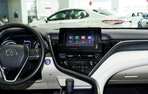 凯美瑞汽车(凯美瑞汽车价格2023款)