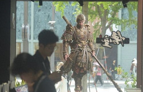 镇龙天王，新短剧的魅力之旅