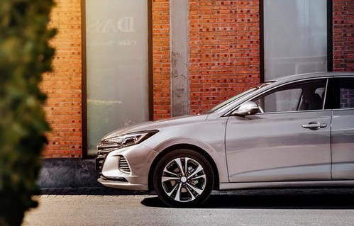 10万以内家用轿车排行榜(10万以内的家用车排行榜前十名)