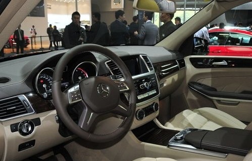 奔驰gl500(奔驰Gl500V8真实油耗)