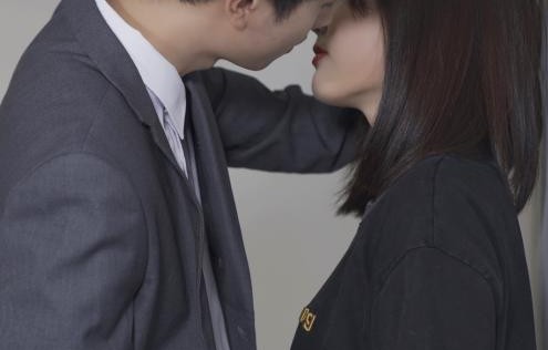 短剧错爱情深之靳总请离婚（共75集）