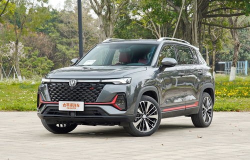 长安cs35plus(长安cs35plus车载导航怎么升级)