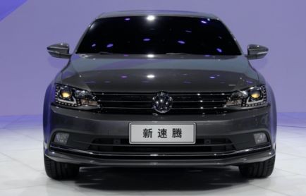 一汽大众速腾2021款(一汽大众速腾2021款15t超越版)