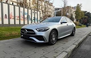 奔驰c260l最新价格(奔驰c260l最新价格及图片)