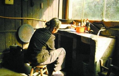 母爱如山，癌症妈妈最后的呼唤——四岁儿子的呼唤声中离世